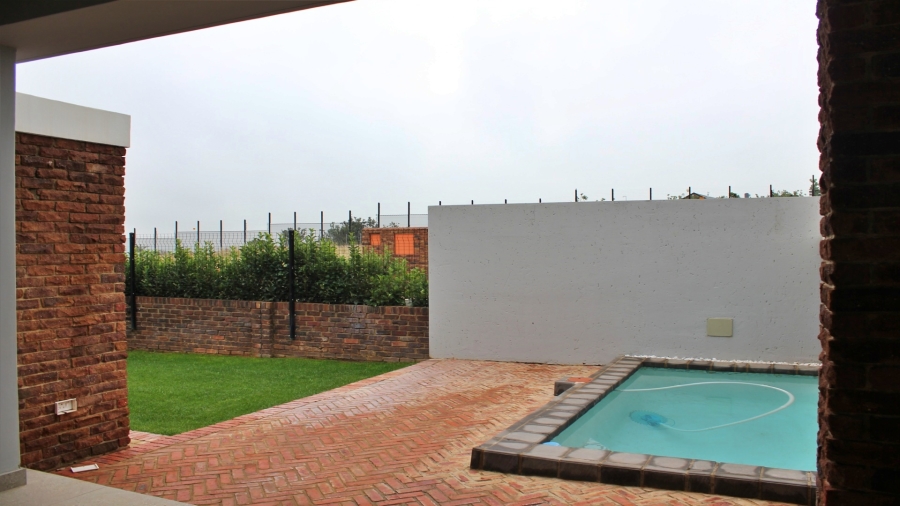 3 Bedroom Property for Sale in Helderzicht Eco Estate North West